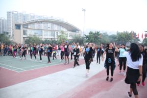 Mini-Marathon-at-Gaur-City-Stadium