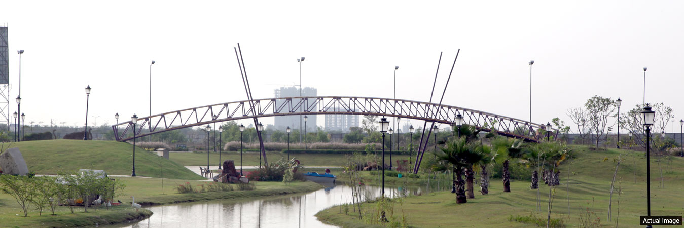 16<sup>th</sup> Parkview Gaur Yamuna City