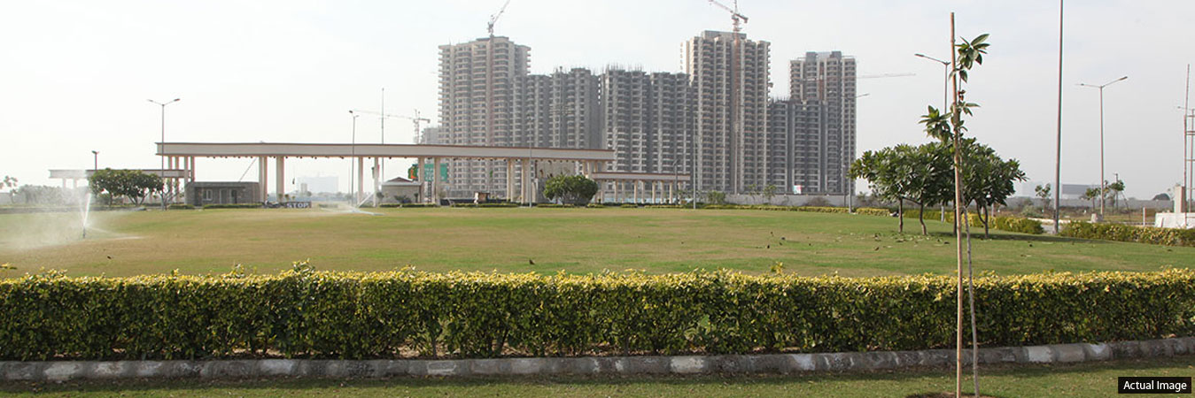 32<sup>nd</sup> Parkview Gaur Yamuna City