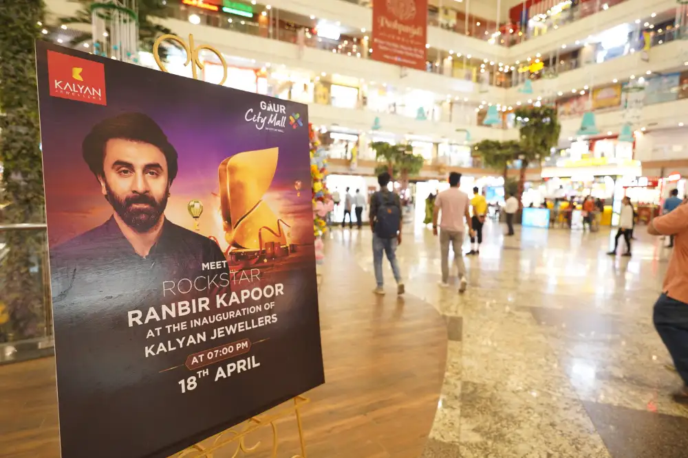 Ranbir Kapoor @ Gaur City Mall